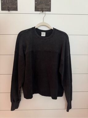 Women’s Black Rib-Detail Pullover Sweater